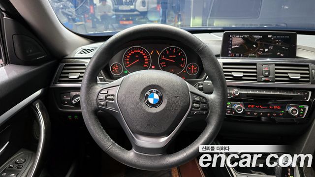 BMW 3 Series GT (F34) GT 320d Luxury 2018 — фото 13