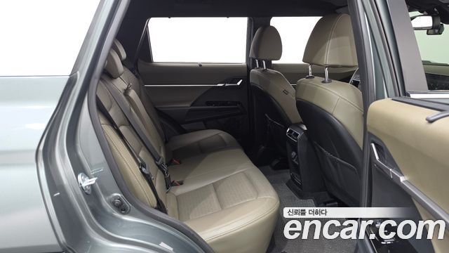 KG Mobility (SsangYong) Torres Gasoline 1.5 4WD T7 2024 — фото 15