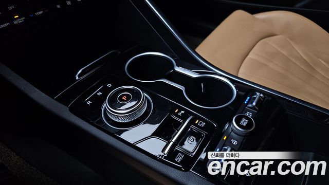 Kia K5 Hybrid (III) Signature 2022 — фото 9