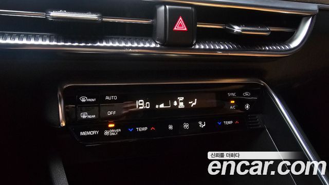 Kia K5 Hybrid (III) Signature 2022 — фото 17