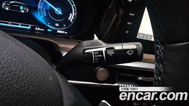 Kia K5 Hybrid (III) Signature 2022 — фото 19