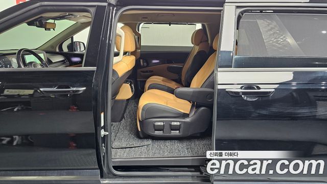 Kia Carnival (IV) Gasoline 7-Seater Signature 2023 — фото 11