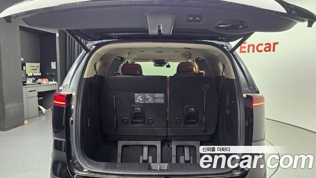 Kia Carnival (IV) Gasoline 7-Seater Signature 2023 — фото 20