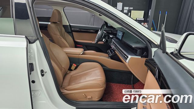 Hyundai Grandeur (GN7) 3.5 LPG 2WD Premium 2023 — фото 12