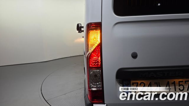 Renault Korea Master 2.3 13-Seater 2021 — фото 23