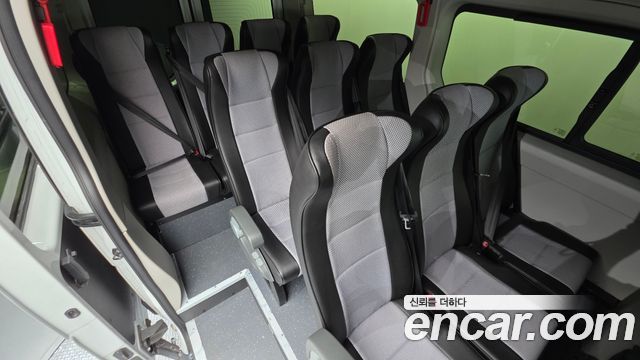 Renault Korea Master 2.3 13-Seater 2021 — фото 28