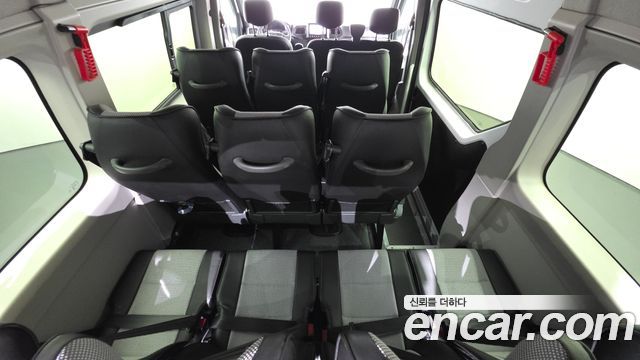 Renault Korea Master 2.3 13-Seater 2021 — фото 30