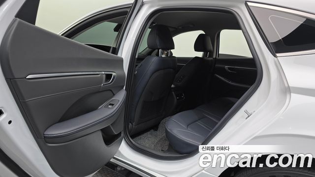 Hyundai Sonata The Edge Hybrid (DN8) Exclusive 2024 — фото 17