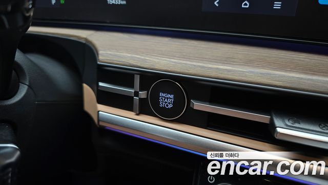 Hyundai Santa Fe (MX5) HEV 1.6 2WD Calligraphy 2024 — фото 29