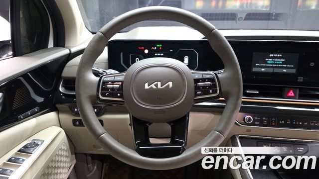 Kia Carnival (IV) Gasoline 7-Seater Hi Limousine Signature 2024 — фото 17