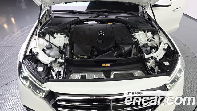 Mercedes-Benz E-Class (W214) E300 4MATIC Exclusive 2024 — фото 6