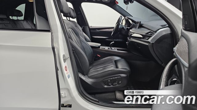 BMW X5 (F15) xDrive 40d 2016 — фото 11
