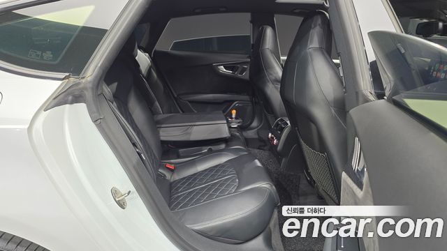 Audi A7 50 TDI Quattro Sport 4G 2016 — фото 12