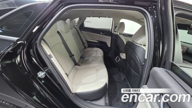 Kia K5 (III) 2.0 Signature 2025 — фото 18
