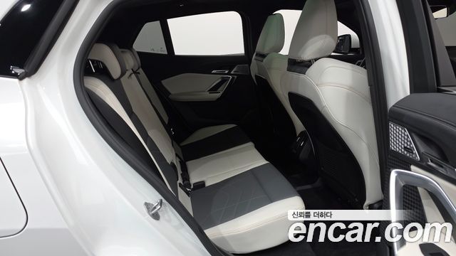 BMW X2 (U10) xDrive 20i M Sport 2024 — фото 11