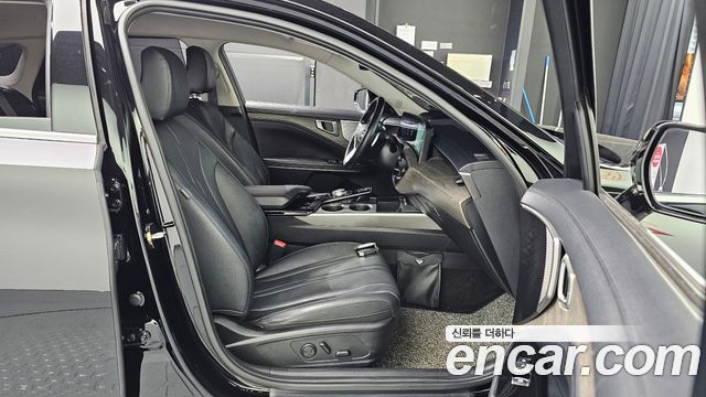Kia K8 2.5 Gasoline 2WD Noblesse 2022 — фото 12