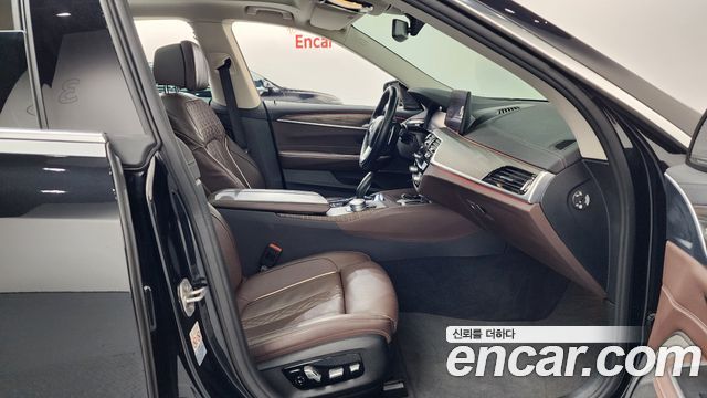 BMW 6 Series GT (G32) 630i xDrive Luxury 2022 — фото 26