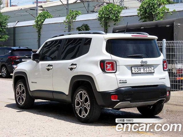 Jeep Renegade 2.0 Diesel Limited AWD 2017 — фото 3