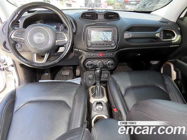 Jeep Renegade 2.0 Diesel Limited AWD 2017 — фото 7
