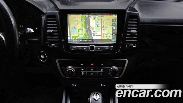 KG Mobility (SsangYong) Rexton Sports Khan Diesel 2.2 4WD Prestige Special (5-Link) 2020 — фото 14
