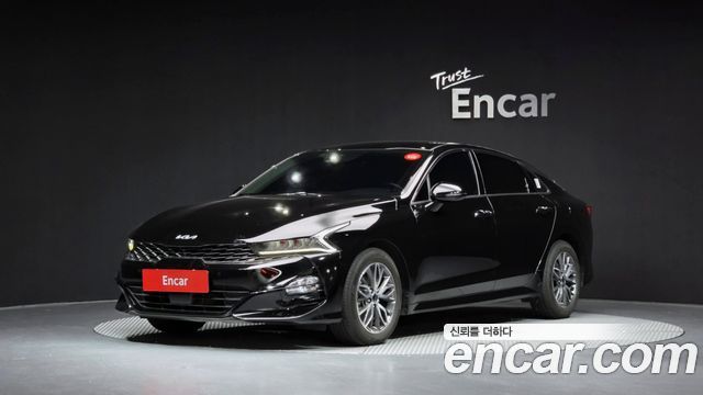 Kia K5 (III) 2.0 Prestige 2023 — фото 1