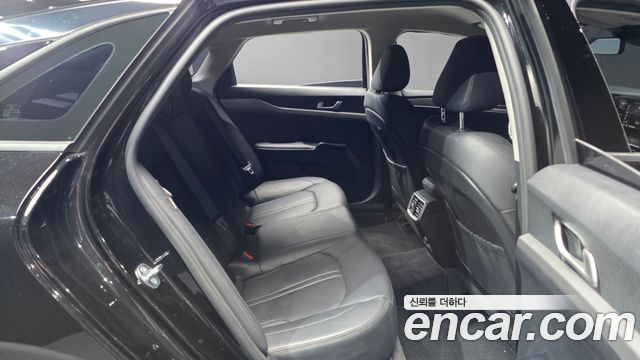 Kia K5 (III) 2.0 Prestige 2023 — фото 12
