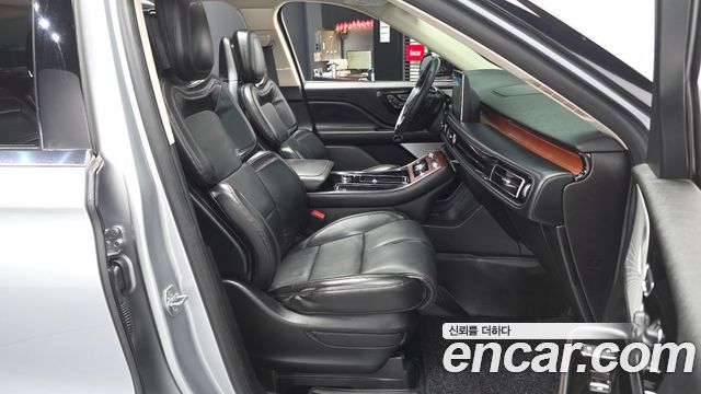 Lincoln Aviator (II) 3.0 Reserve  AWD 2020 — фото 11