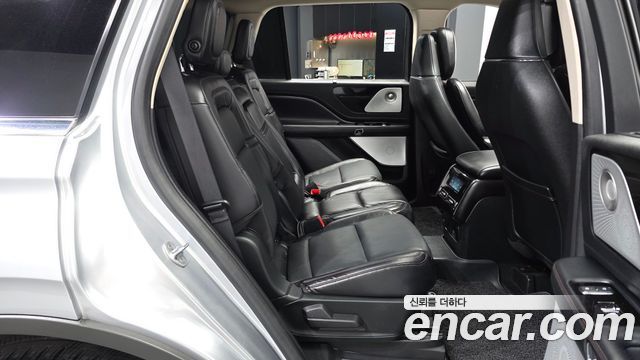 Lincoln Aviator (II) 3.0 Reserve  AWD 2020 — фото 12