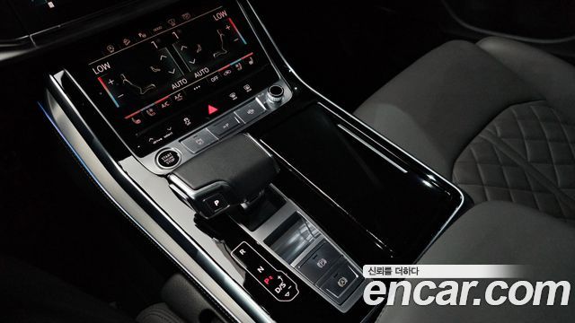 Audi Q8 (4M) 55 TFSI Quattro Premium 2022 — фото 9