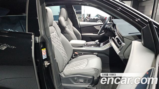 Audi Q8 (4M) 55 TFSI Quattro Premium 2022 — фото 12