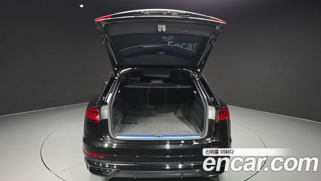 Audi Q8 (4M) 55 TFSI Quattro Premium 2022 — фото 20