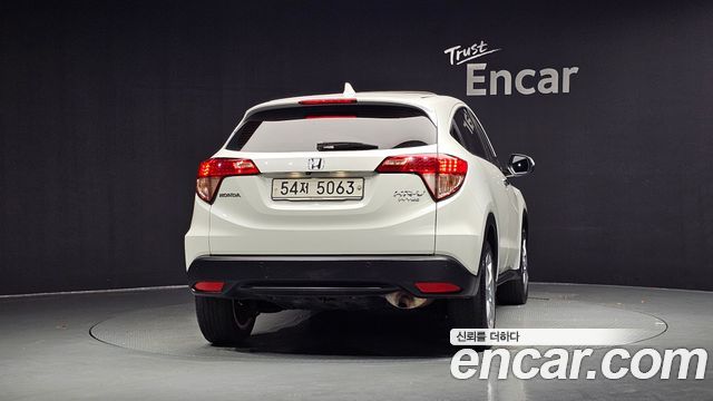 Honda HR-V 1.8 2016 — фото 4