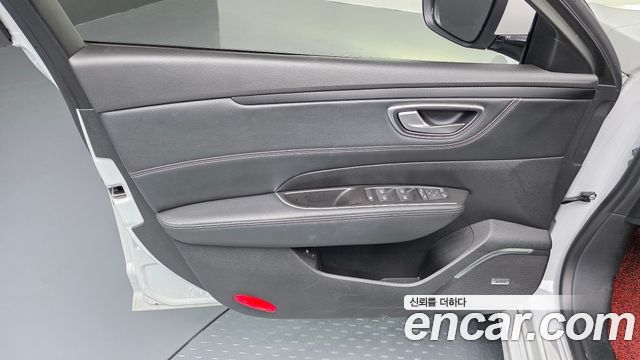 Renault Korea SM6 1.3 TCe LE 2021 — фото 24