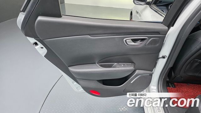 Renault Korea SM6 1.3 TCe LE 2021 — фото 25