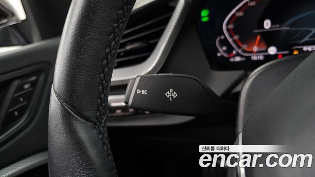 BMW 1 Series (F40) 120i Advantage 2021 — фото 34