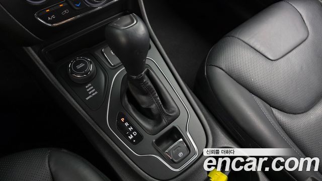 Jeep Cherokee (KL) 2.4 Longitude High AWD 2019 — фото 9