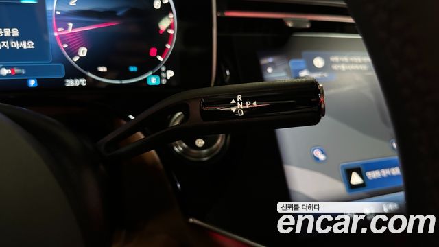 Mercedes-Benz E-Class (W214) E300 4MATIC AMG Line 2025 — фото 9