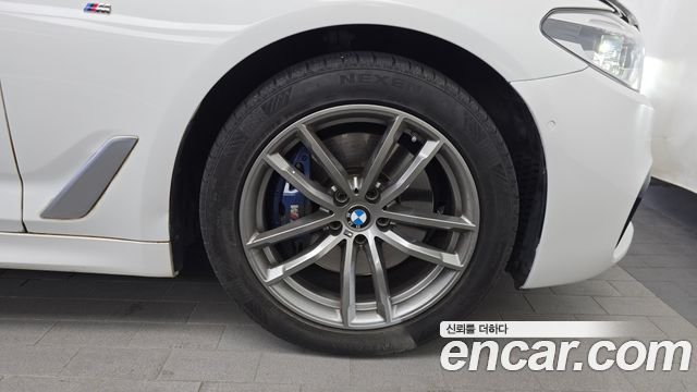BMW 5 Series (G30) 530i M Sport Package 2018 — фото 27