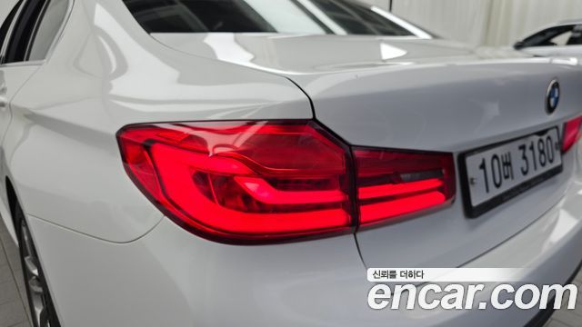 BMW 5 Series (G30) 530i M Sport Package 2018 — фото 29
