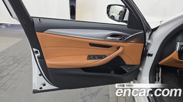 BMW 5 Series (G30) 530i M Sport Package 2018 — фото 30