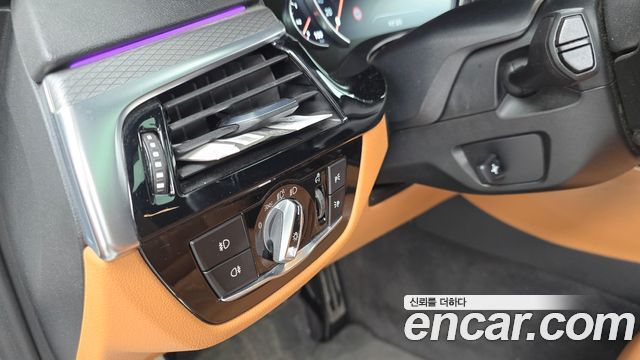 BMW 5 Series (G30) 530i M Sport Package 2018 — фото 34