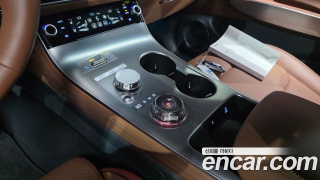 Genesis GV70 2.5T Gasoline AWD 2025 — фото 9