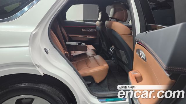 Genesis GV70 2.5T Gasoline AWD 2025 — фото 11