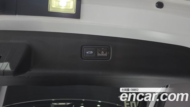 Genesis GV70 2.5T Gasoline AWD 2025 — фото 17