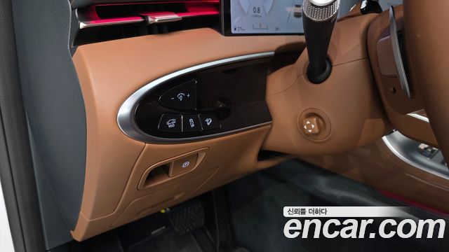 Genesis GV70 2.5T Gasoline AWD 2025 — фото 20