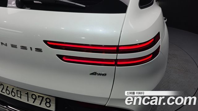 Genesis GV70 2.5T Gasoline AWD 2025 — фото 23
