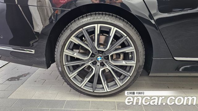 BMW 7 Series (G11) 730Ld xDrive M Sport 2021 — фото 21