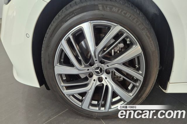 Mercedes-Benz E-Class (W214) E220d 4MATIC Exclusive 2024 — фото 5