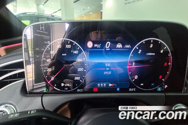 Mercedes-Benz E-Class (W214) E220d 4MATIC Exclusive 2024 — фото 8