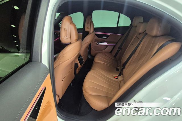 Mercedes-Benz E-Class (W214) E220d 4MATIC Exclusive 2024 — фото 10